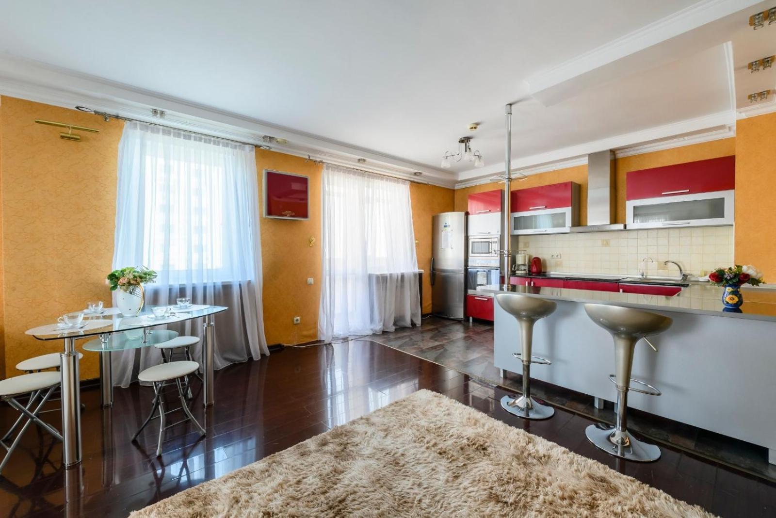 Uut, Comfort, Mega Apartment Almaty Ngoại thất bức ảnh