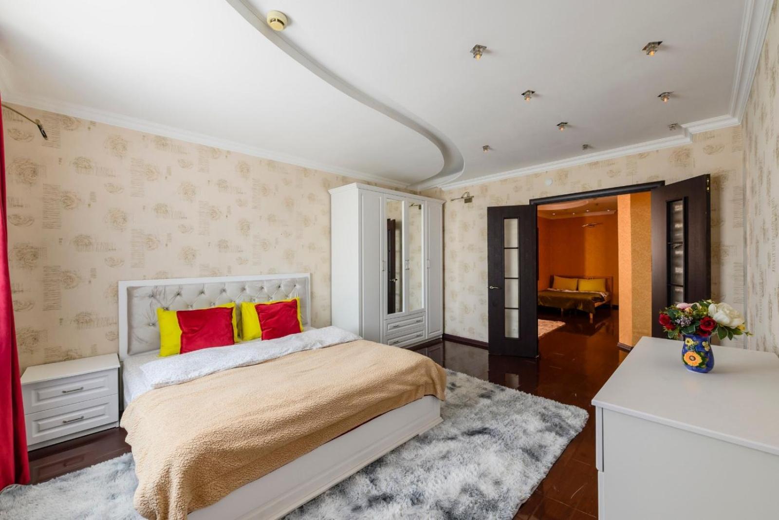 Uut, Comfort, Mega Apartment Almaty Ngoại thất bức ảnh